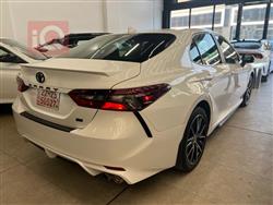 تۆیۆتا کامری